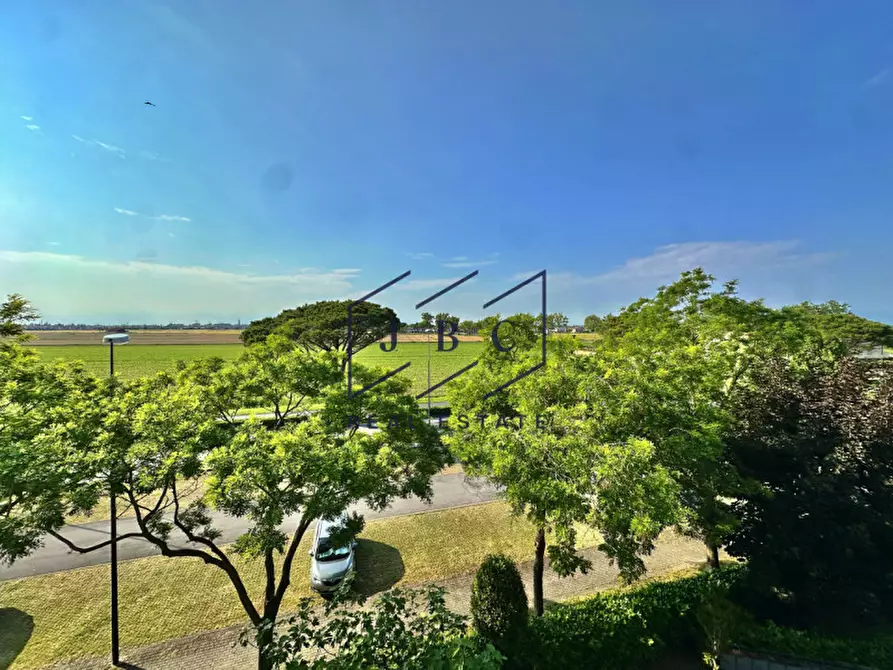 Immagine 18 di Appartamento in vendita  in Via Aldo Moro 7 a Jesolo