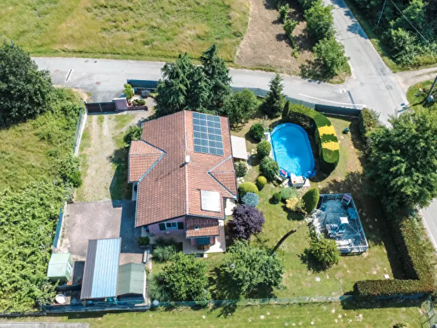 Immagine 18 di Villa in vendita  in Via Alpini d'Italia 16 a Boca