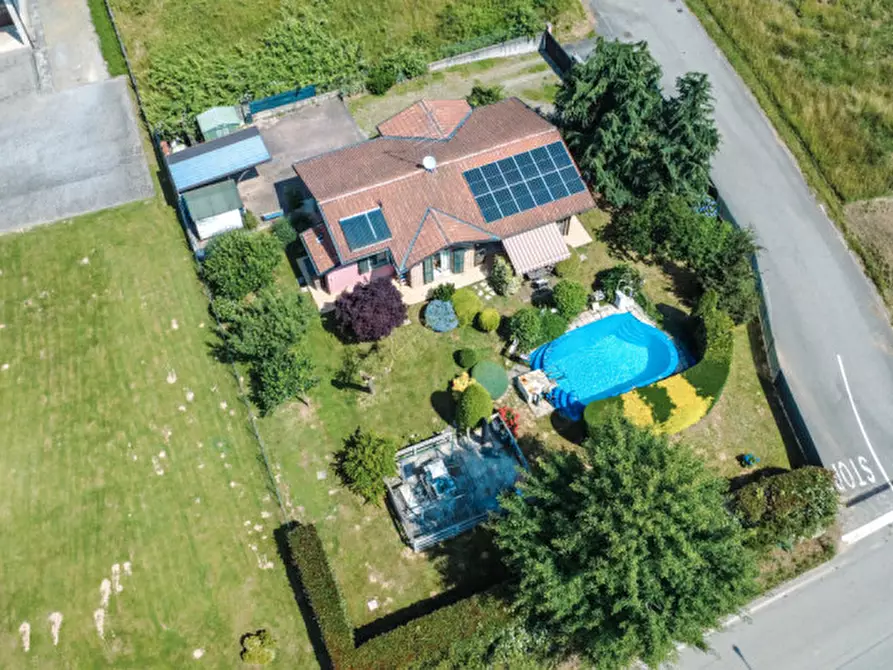 Immagine 19 di Villa in vendita  in Via Alpini d'Italia 16 a Boca