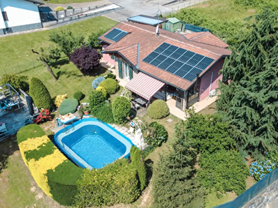 Immagine 22 di Villa in vendita  in Via Alpini d'Italia 16 a Boca