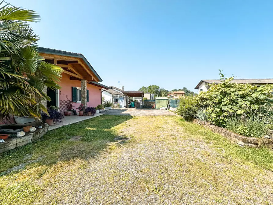 Immagine 23 di Villa in vendita  in Via Alpini d'Italia 16 a Boca