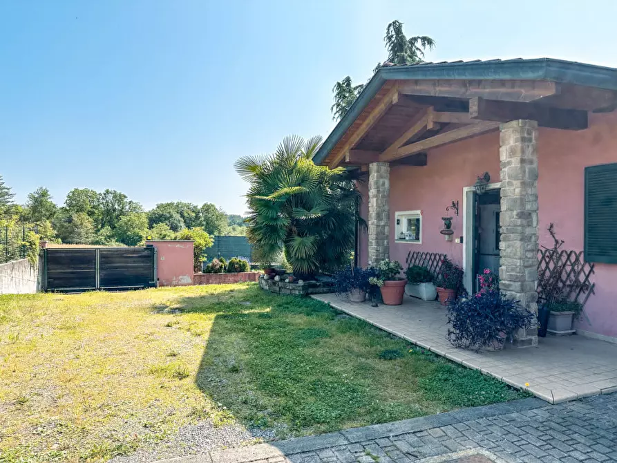 Immagine 24 di Villa in vendita  in Via Alpini d'Italia 16 a Boca