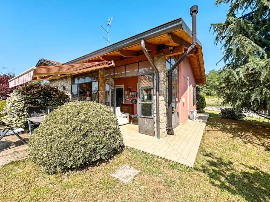 Immagine 27 di Villa in vendita  in Via Alpini d'Italia 16 a Boca