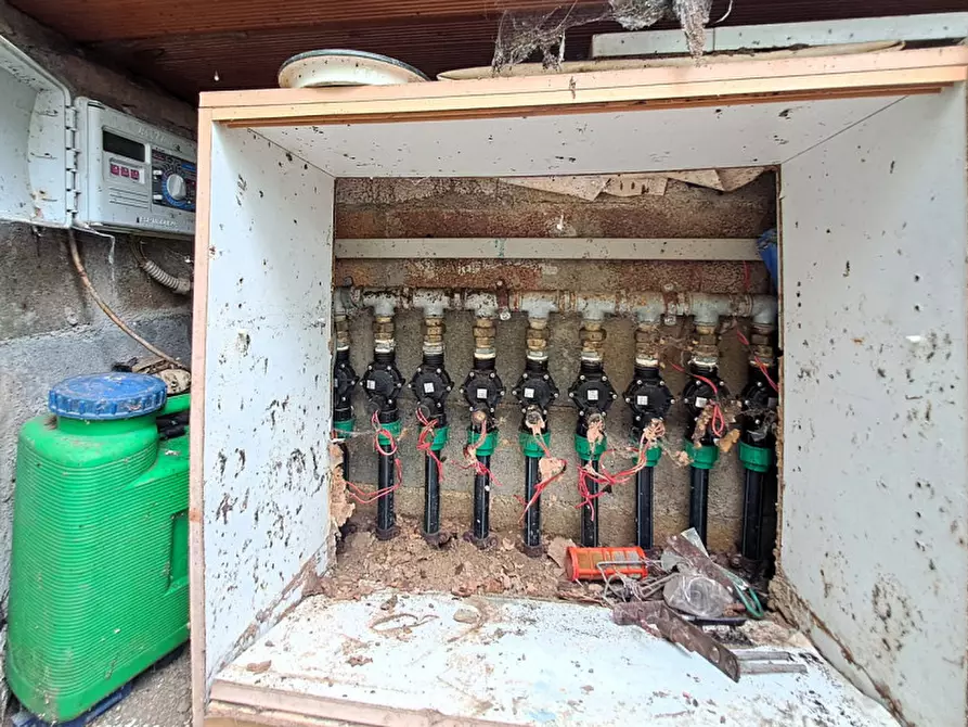 Immagine 13 di Terreno in vendita  a Passignano Sul Trasimeno