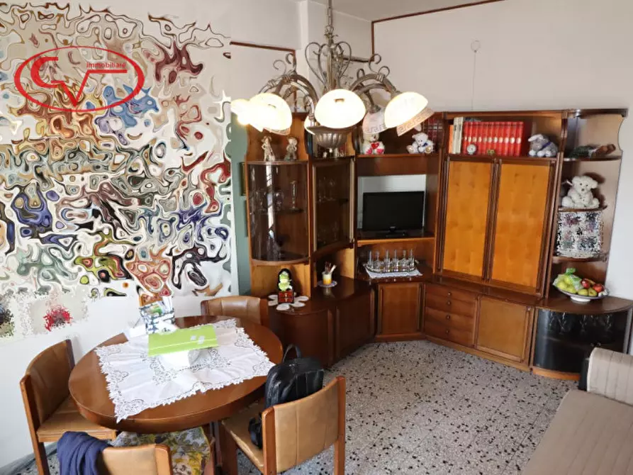 Immagine 14 di Appartamento in vendita  in via fratelli cervi a Montevarchi