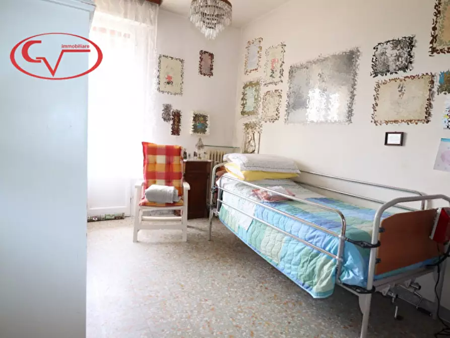 Immagine 18 di Appartamento in vendita  in via fratelli cervi a Montevarchi