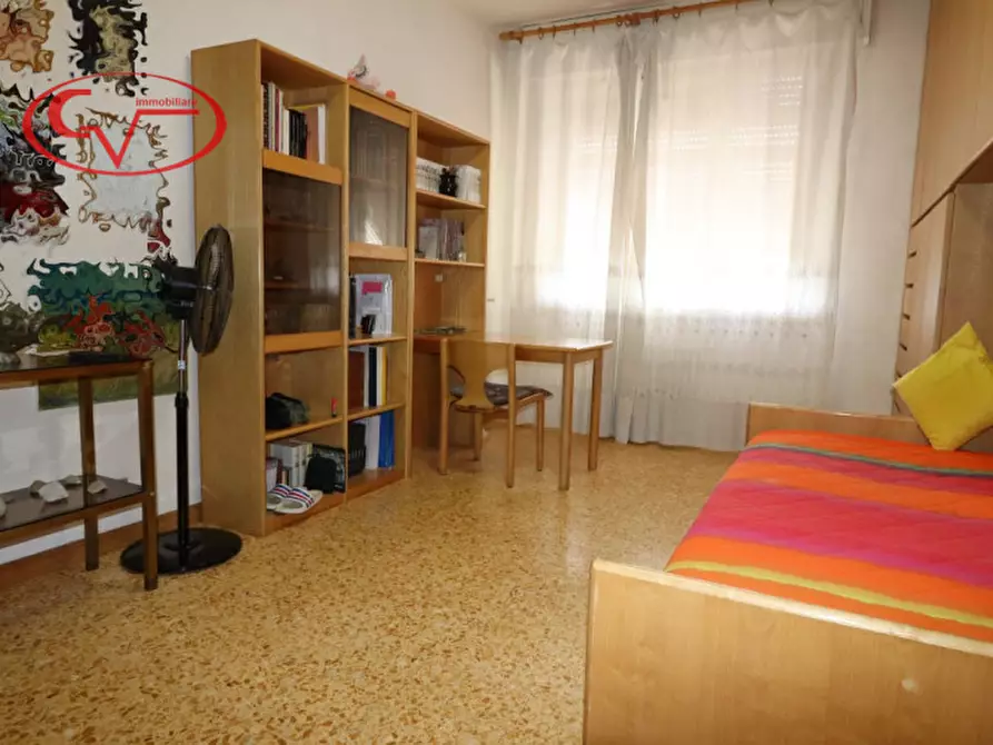 Immagine 25 di Appartamento in vendita  in via fratelli cervi a Montevarchi