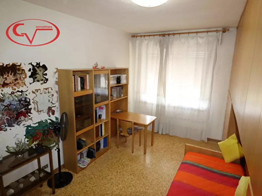 Immagine 26 di Appartamento in vendita  in via fratelli cervi a Montevarchi