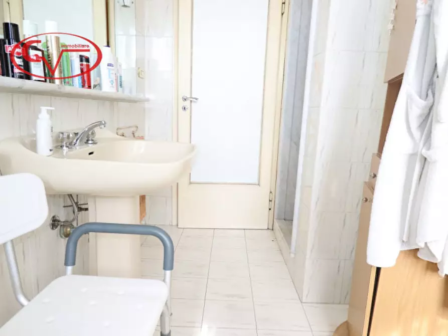 Immagine 30 di Appartamento in vendita  in via fratelli cervi a Montevarchi