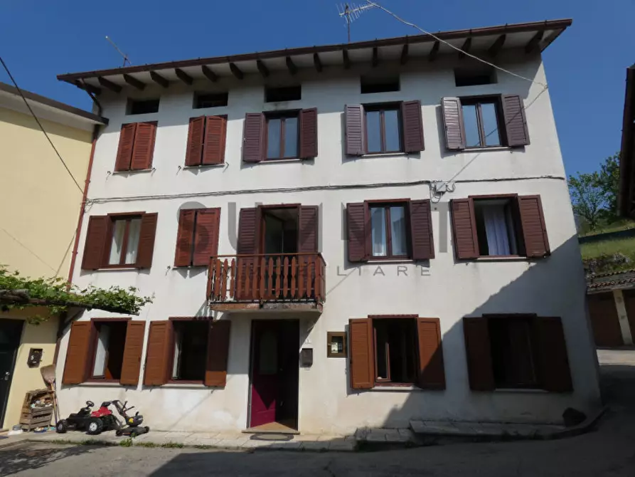 Immagine 1 di Casa indipendente in vendita  a Torrebelvicino