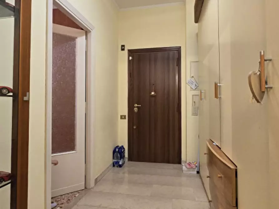 Immagine 12 di Appartamento in vendita  in Via Licinio Stolone 106 a Roma