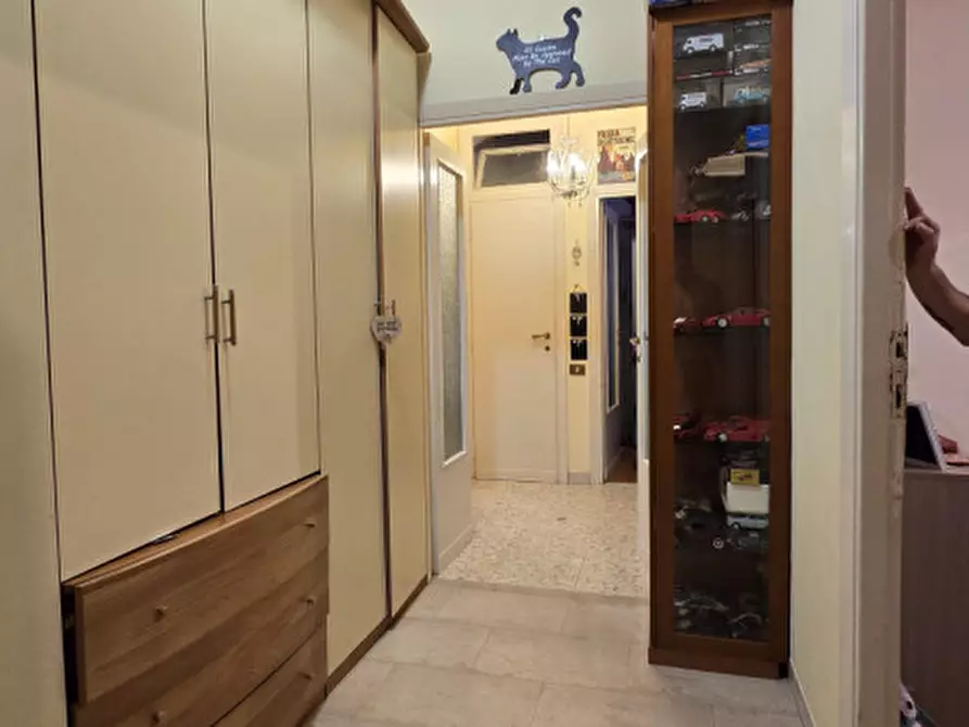 Immagine 14 di Appartamento in vendita  in Via Licinio Stolone 106 a Roma