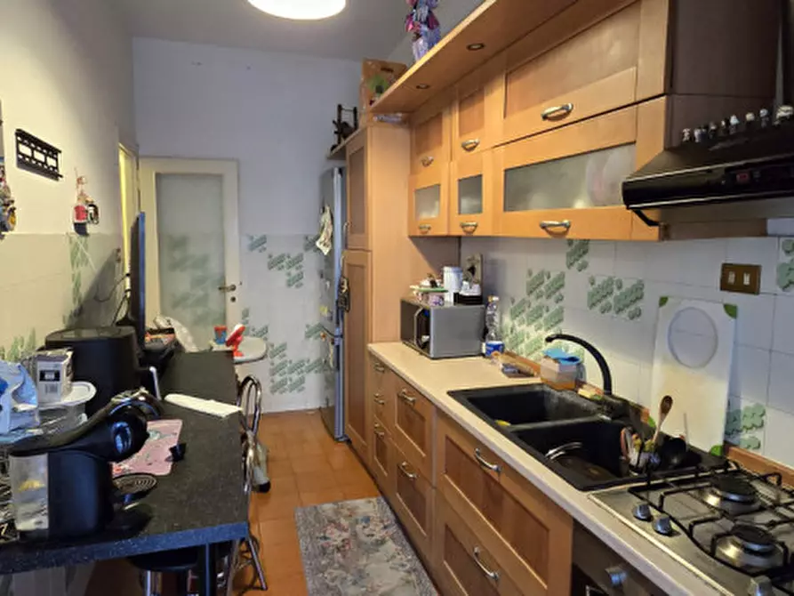 Immagine 21 di Appartamento in vendita  in Via Licinio Stolone 106 a Roma