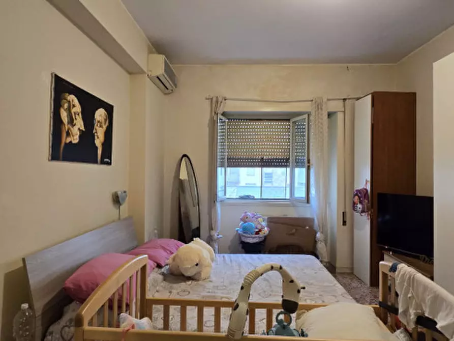 Immagine 26 di Appartamento in vendita  in Via Licinio Stolone 106 a Roma