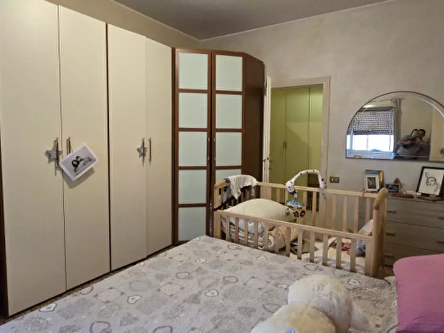 Immagine 29 di Appartamento in vendita  in Via Licinio Stolone 106 a Roma