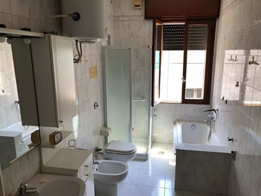 Immagine 44 di Casa indipendente in vendita  in via San Donato 66 a Correzzola