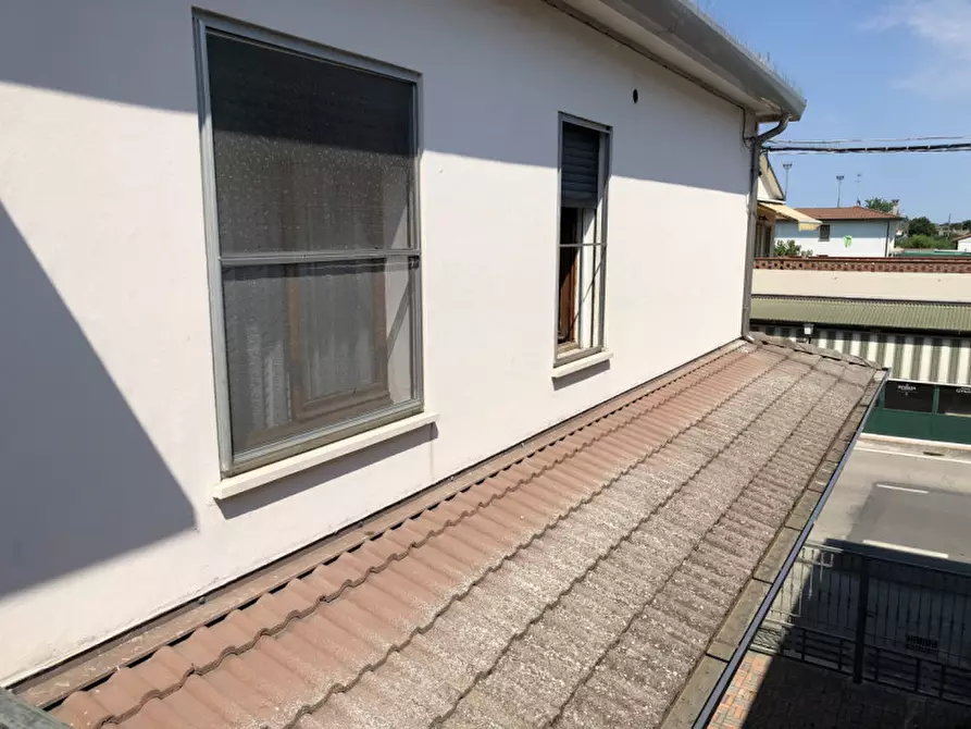 Immagine 62 di Casa indipendente in vendita  in via San Donato 66 a Correzzola