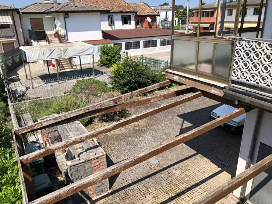 Immagine 64 di Casa indipendente in vendita  in via San Donato 66 a Correzzola