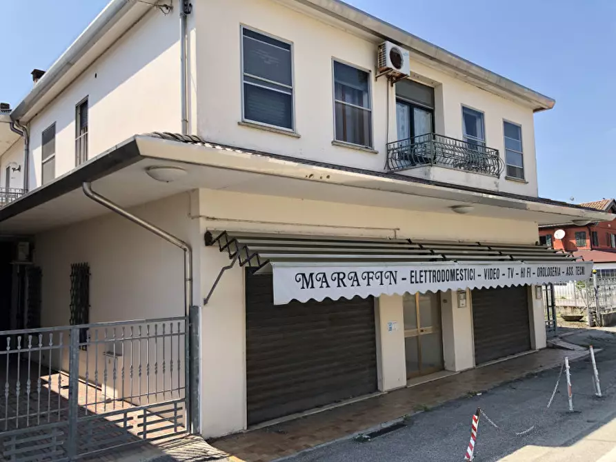 Immagine 67 di Casa indipendente in vendita  in via San Donato 66 a Correzzola