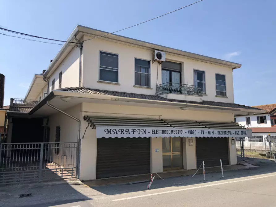 Immagine 84 di Casa indipendente in vendita  in via San Donato 66 a Correzzola