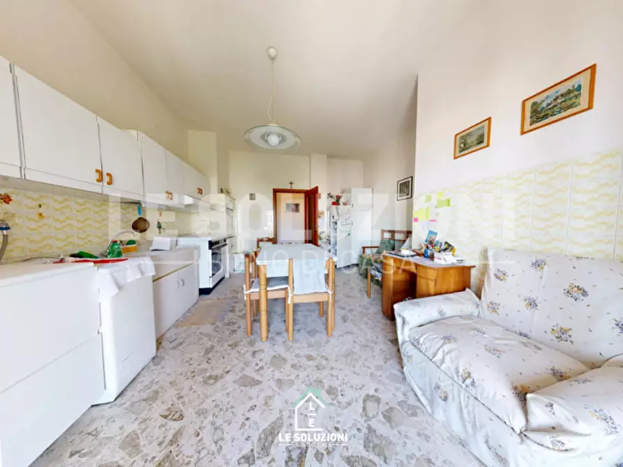 Immagine 10 di Appartamento in vendita  in via Cappuccini 71 a Putignano