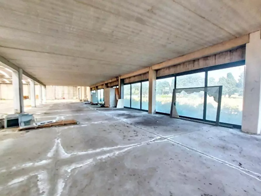 Immagine 4 di Capannone industriale in vendita  in Via Tarquinia, 01017 Tuscania VT, Italia a Tuscania