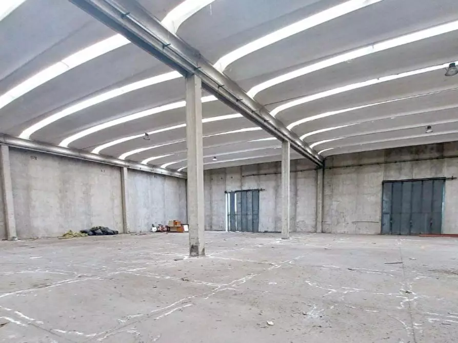 Immagine 6 di Capannone industriale in vendita  in Via Tarquinia, 01017 Tuscania VT, Italia a Tuscania