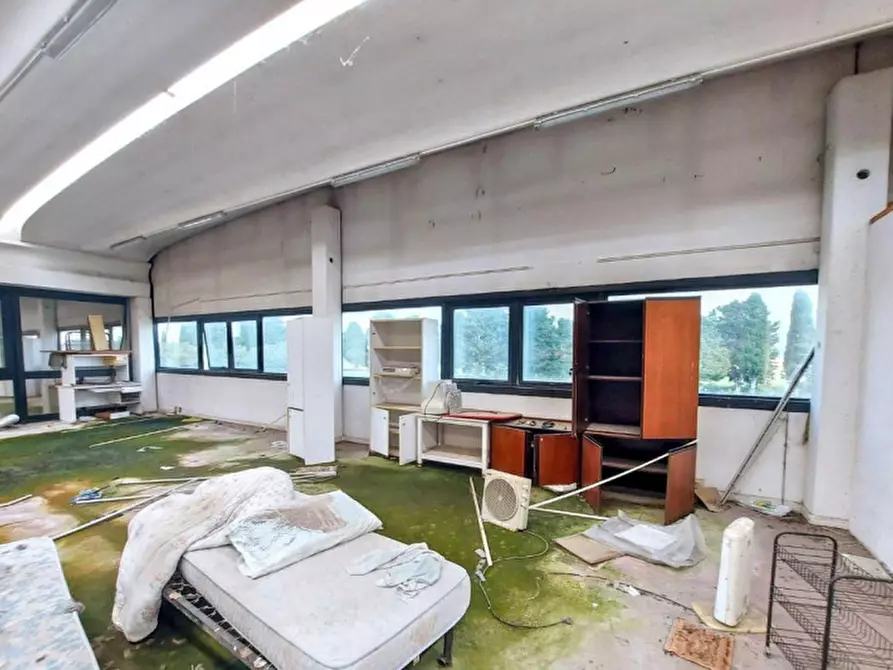 Immagine 15 di Capannone industriale in vendita  in Via Tarquinia, 01017 Tuscania VT, Italia a Tuscania