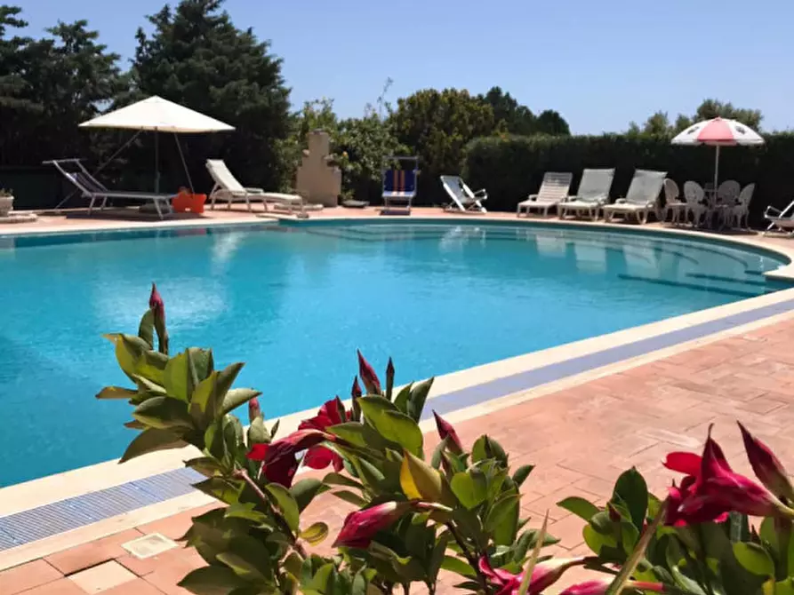 Immagine 6 di Villa in vendita  a Quartu Sant'elena