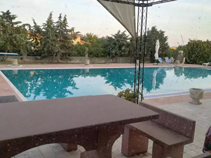 Immagine 15 di Villa in vendita  a Quartu Sant'elena