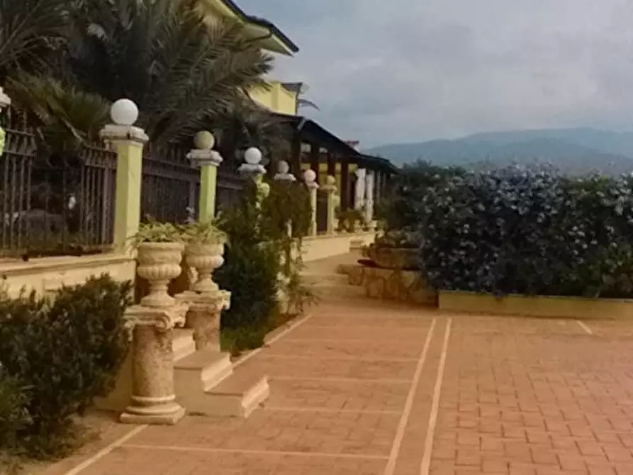 Immagine 26 di Villa in vendita  a Quartu Sant'elena