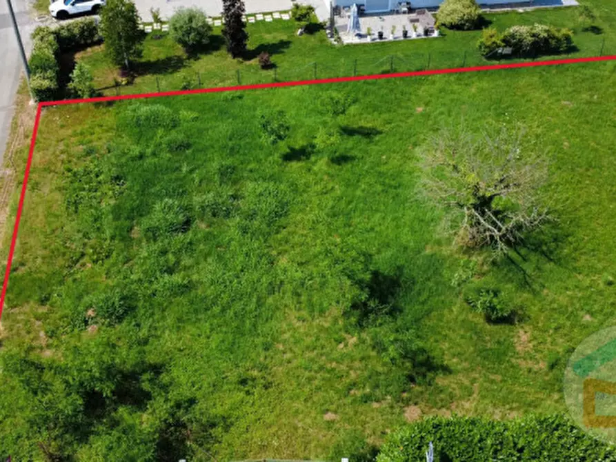 Immagine 3 di Terreno in vendita  in via giuseppe sinicco a Cormons