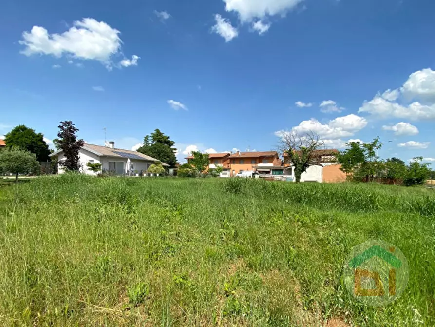 Immagine 17 di Terreno in vendita  in via giuseppe sinicco a Cormons