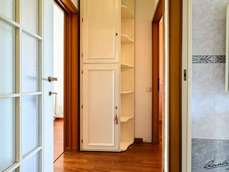 Immagine 13 di Appartamento in vendita  in Via Angelica Balabanoff a Roma