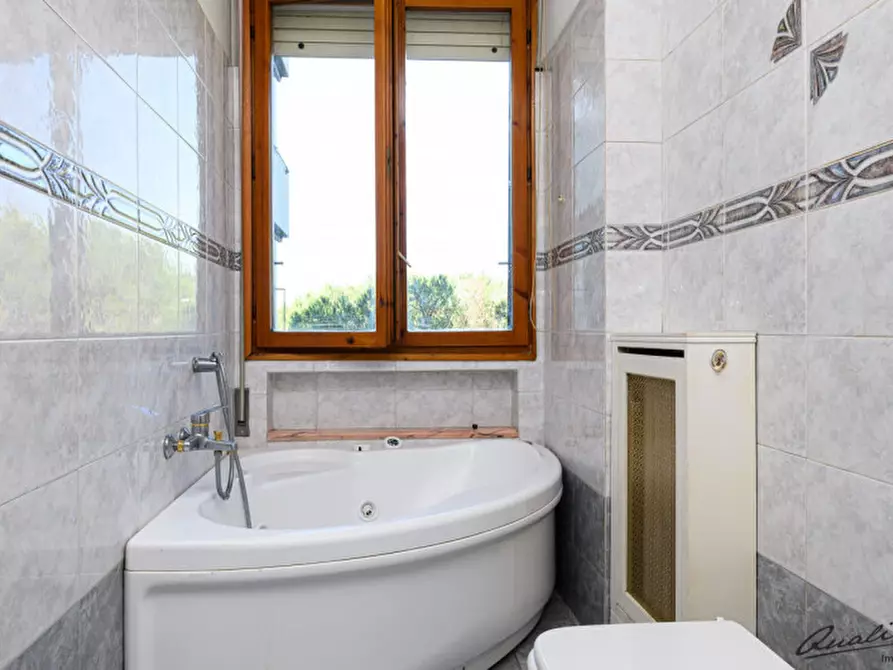 Immagine 17 di Appartamento in vendita  in Via Angelica Balabanoff a Roma