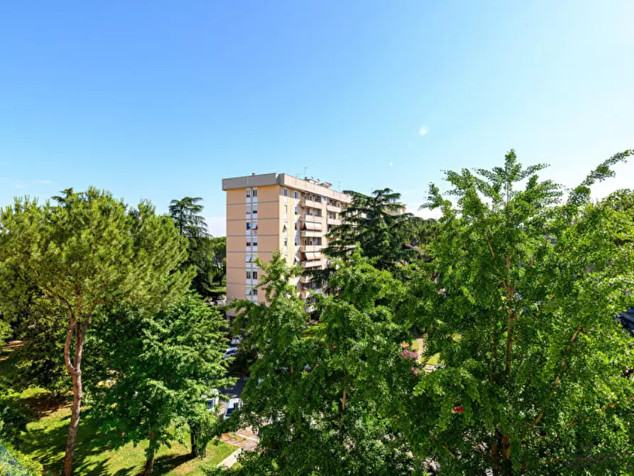 Immagine 29 di Appartamento in vendita  in Via Angelica Balabanoff a Roma