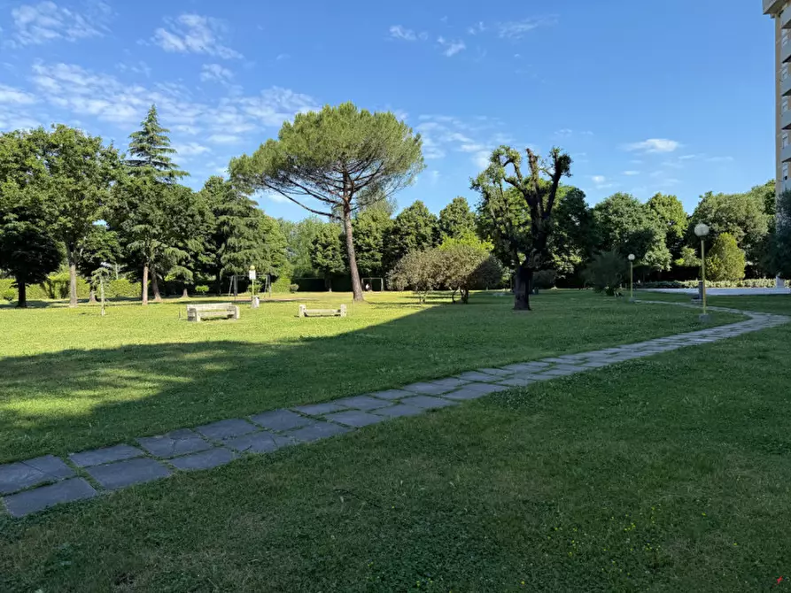 Immagine 32 di Appartamento in vendita  in Via Angelica Balabanoff a Roma