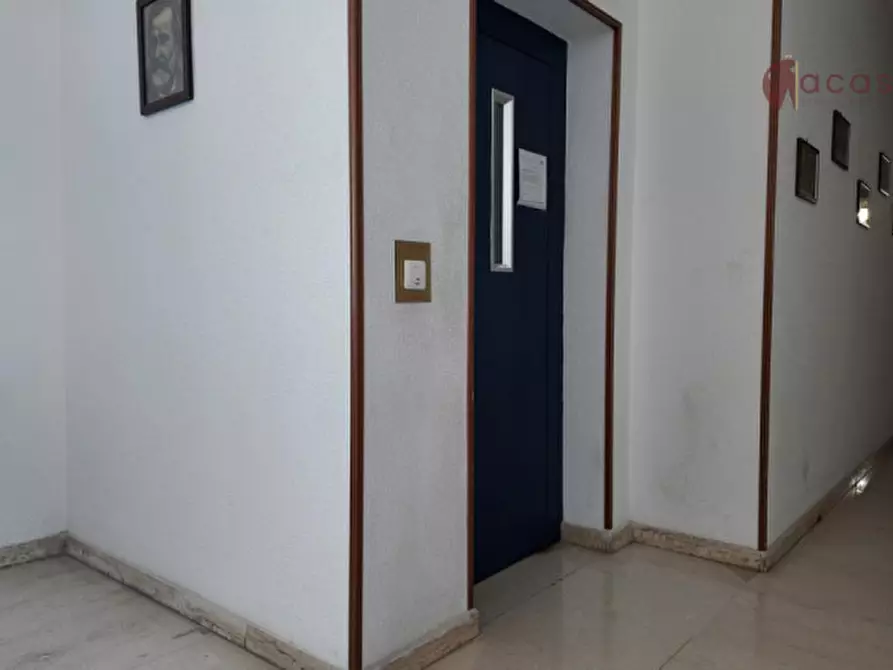 Immagine 6 di Camera in affitto  in Via Luigi Zancla a Palermo