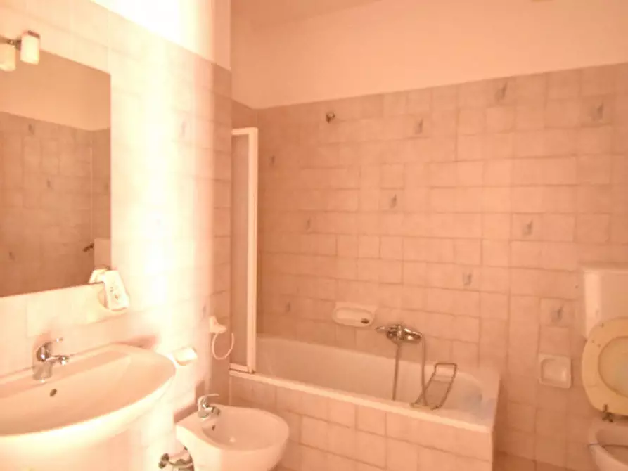 Immagine 9 di Appartamento in vendita  in Via Reginaldo Pole a Verona