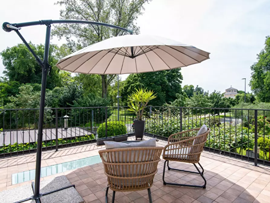 Immagine 1 di Casa bifamiliare in vendita  in Via Enrico Rubaltelli a Padova