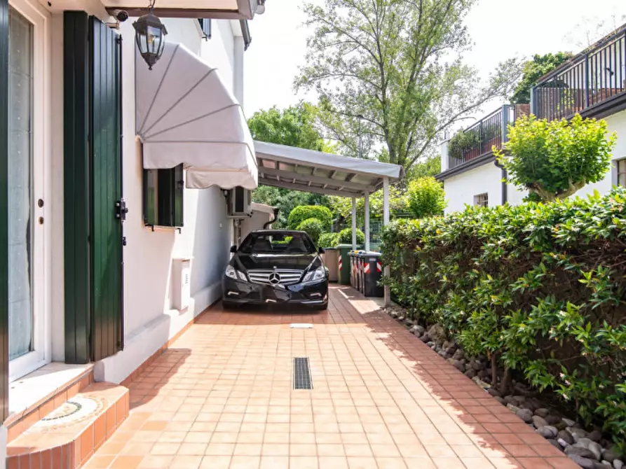 Immagine 9 di Casa bifamiliare in vendita  in Via Enrico Rubaltelli a Padova