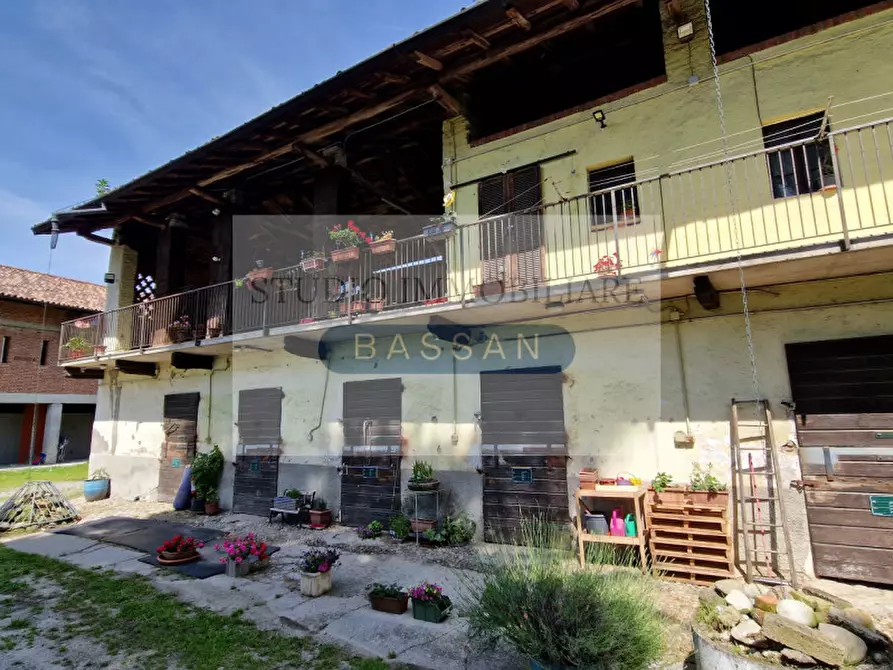 Immagine 18 di Casa indipendente in vendita  in Via Giuseppe Verdi 13 a Casorate Sempione