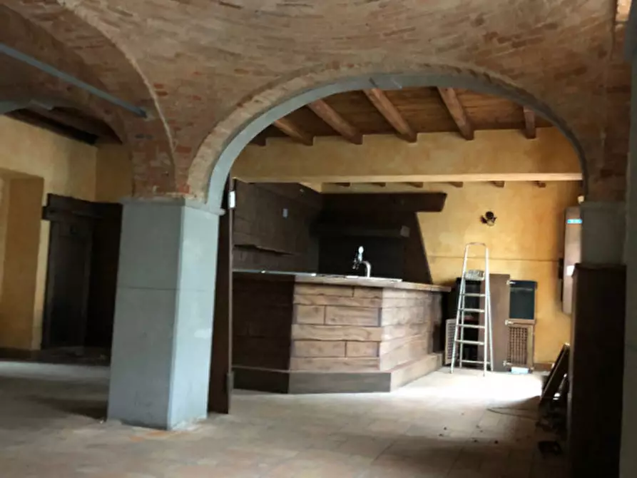 Immagine 4 di Attività commerciale in vendita  in Cesare Battisti 7 a Seriate