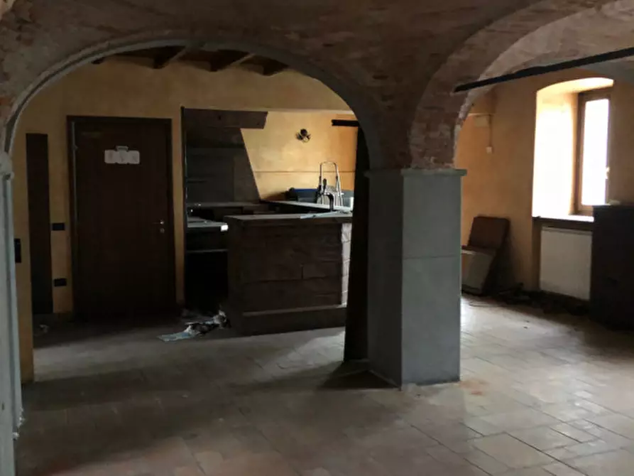 Immagine 5 di Attività commerciale in vendita  in Cesare Battisti 7 a Seriate