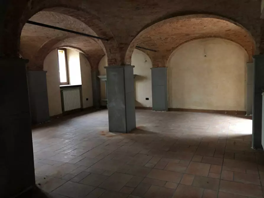 Immagine 8 di Attività commerciale in vendita  in Cesare Battisti 7 a Seriate