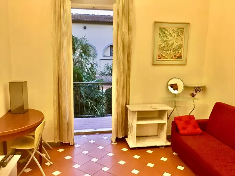 Immagine 17 di Appartamento in affitto  in VIA GINO CAPPONI a Firenze