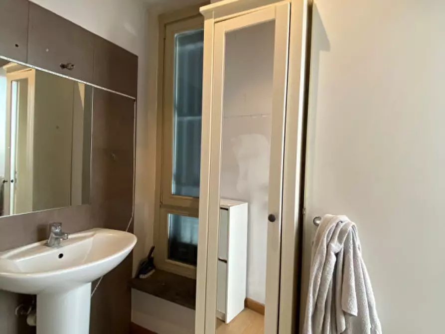 Immagine 6 di Loft/Open space in vendita  in Via Terni, 12 a Torino