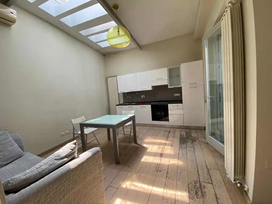 Immagine 10 di Loft/Open space in vendita  in Via Terni, 12 a Torino