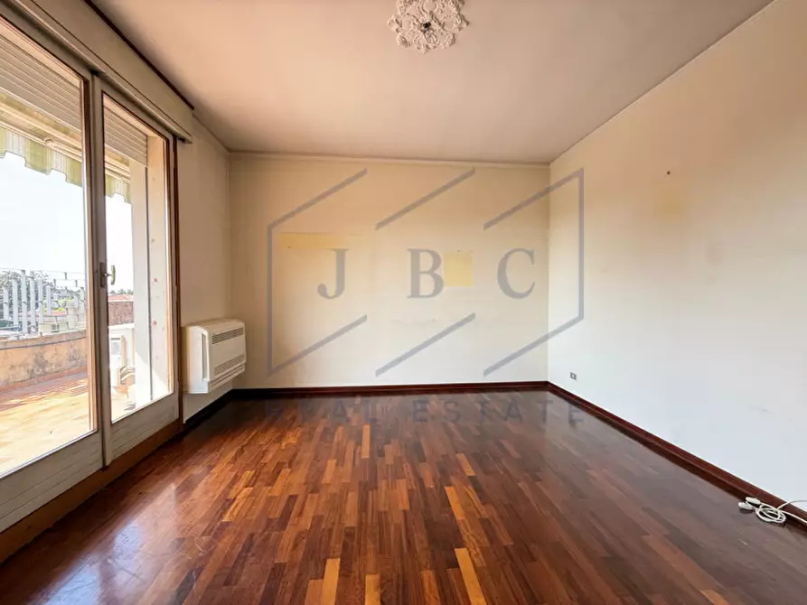 Immagine 21 di Attico in vendita  in Piazza Valentino Rizzo 6 a Oderzo