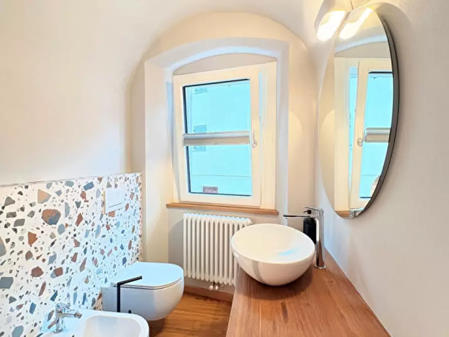 Immagine 12 di Appartamento in vendita  in Via Venezia a Ossana